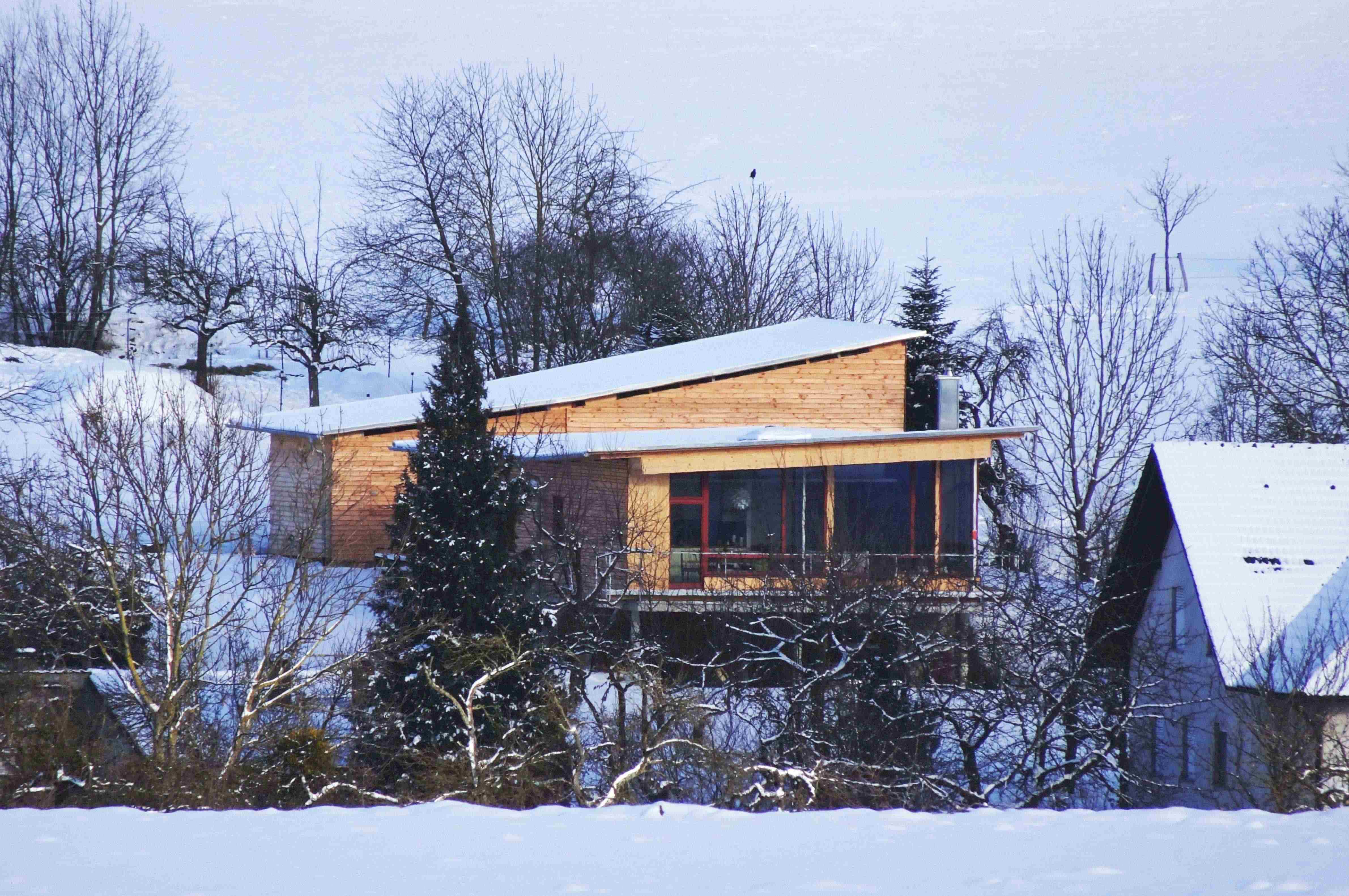 Modernes Wohnhaus mit Reitanlage & Pferdestall in Holzbauweise - Bamberg Land, Bayern